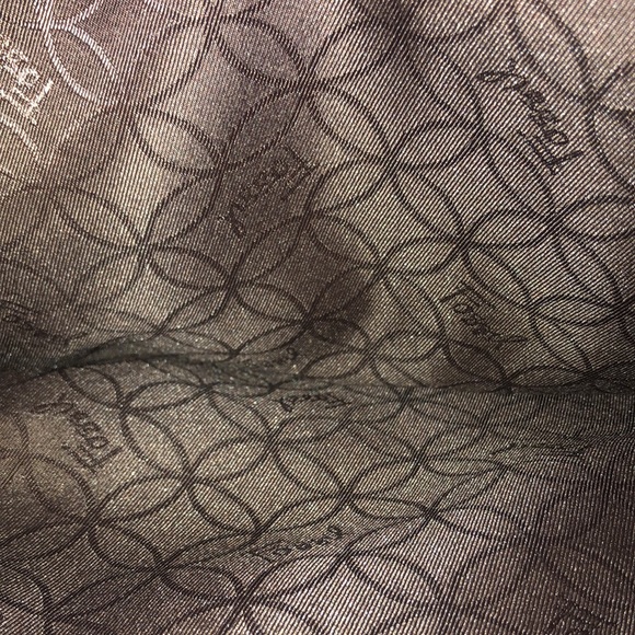 Vintage Fossil shoulder bag. Brown distressed leather. - Picture 11 of 11